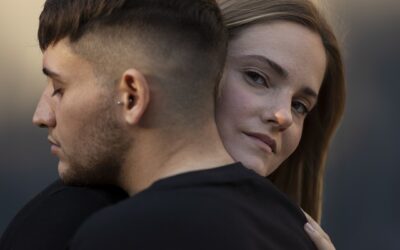 Pourquoi le pervers narcissique revient toujours vers son ex